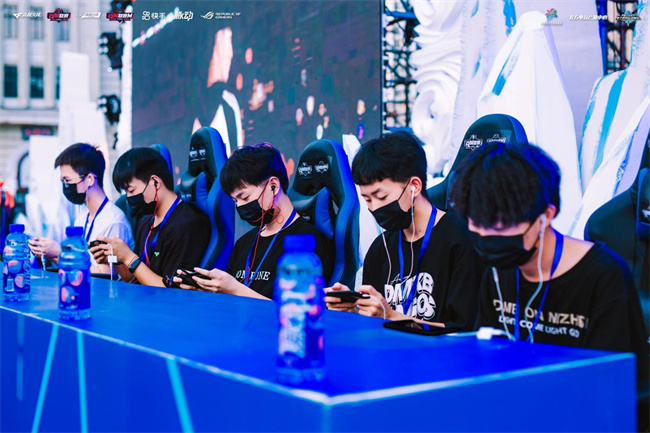 球队定将在 球队定将在