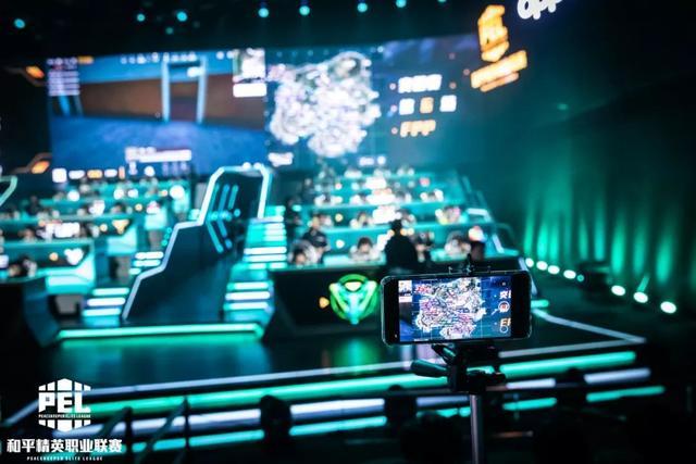 外援在进攻 外援在进攻