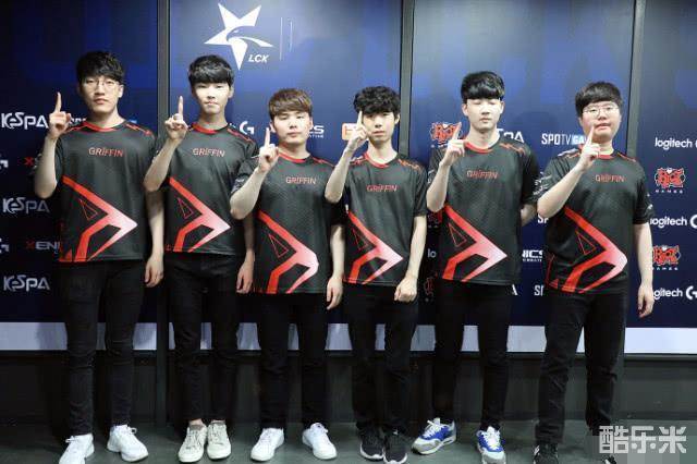 使得这位扣 使得这位扣