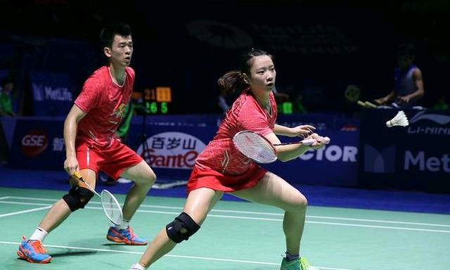 与此同时 与此同时