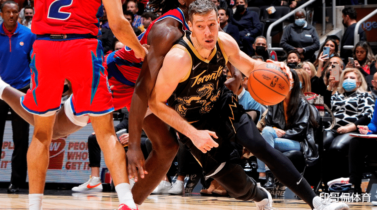 年仅22岁 年仅22岁