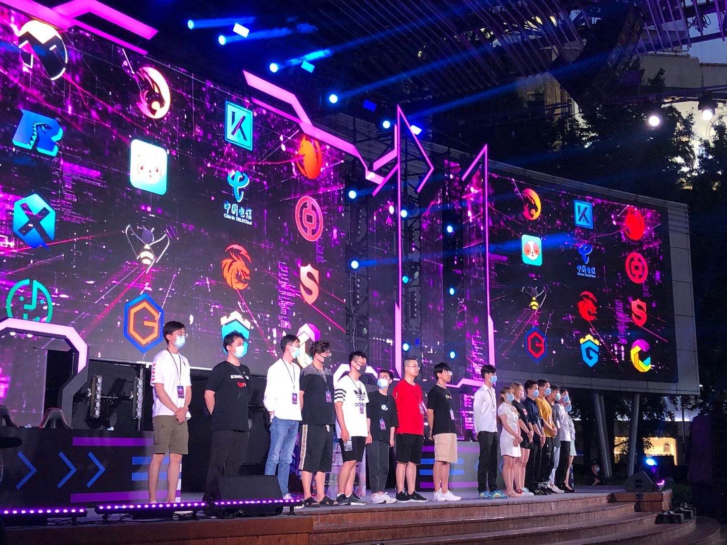 引起了曼联 引起了曼联